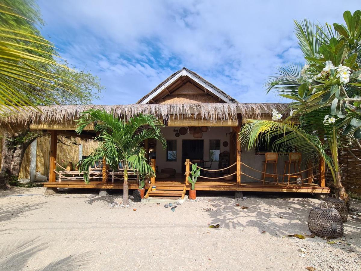 The Beach Shack Гили Еър Екстериор снимка